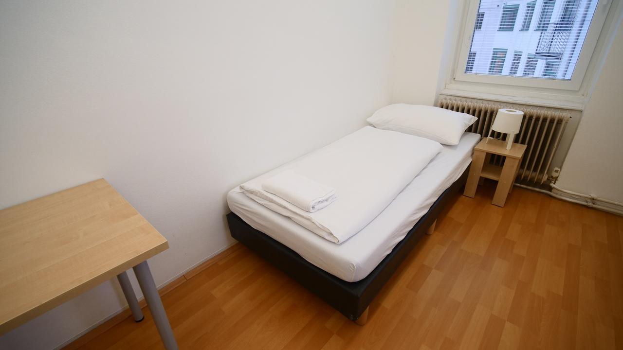 Easyroom Vienna - Low Budget Hostel Bagian luar foto