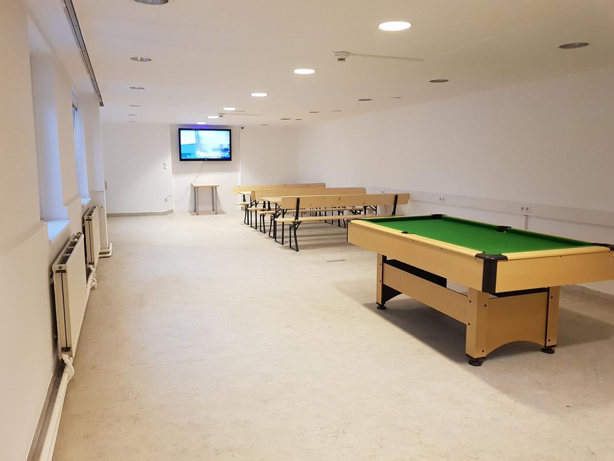 Easyroom Vienna - Low Budget Hostel Bagian luar foto